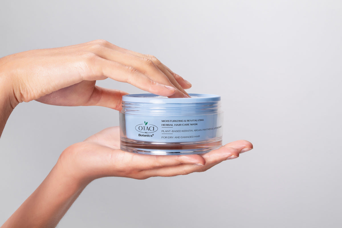 OTACI Botanics+ Moisturizing &amp; Revitalizing Herbal Hair Care Mask - 200 mL - Klearus